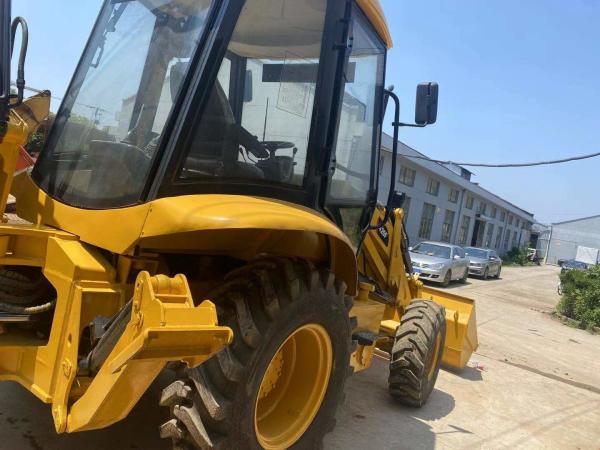 Chargeur-pelleteuse CAT 420F d'occasion de qualité supérieure : puissance et efficacité inégalées