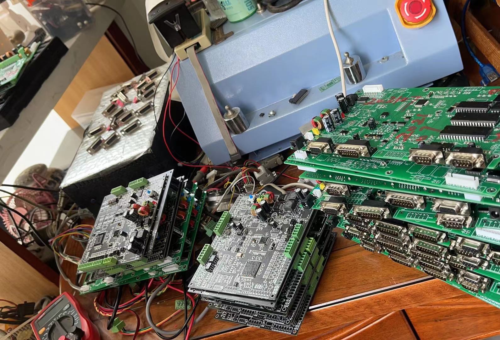 машина 220v 1kn электронная всеобщая испытывая для теста прочности на растяжение стального провода