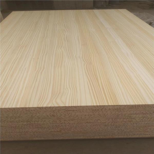 Preço por grosso 4 * 8ft 18mm painel de madeira de pinho dedo articulado borda de pinho de borracha Nova Zelândia painel de madeira maciça para móveis
