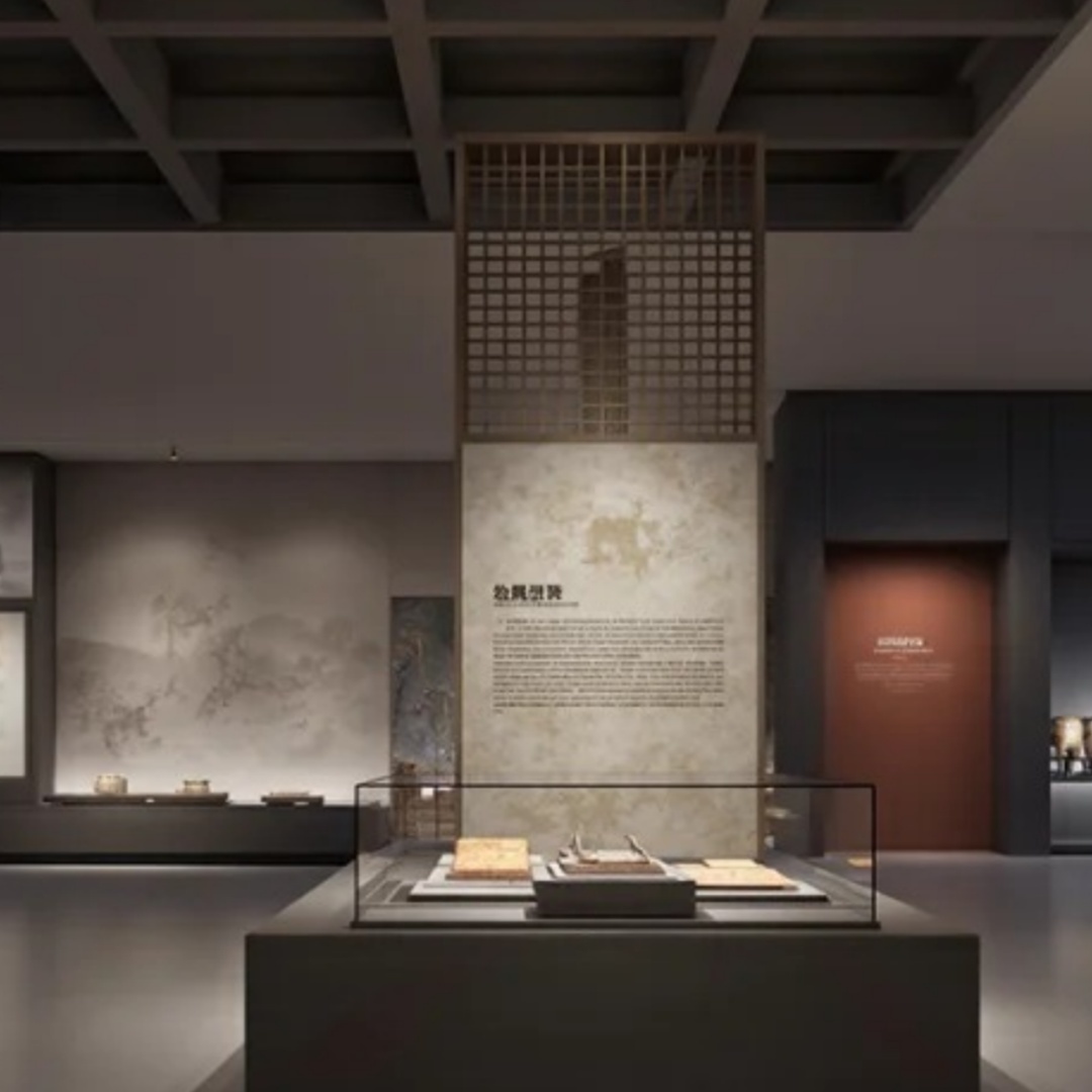 Modernist Steel Glass Exhibition Case Luxury Retail Museum Exhibition Display Cases