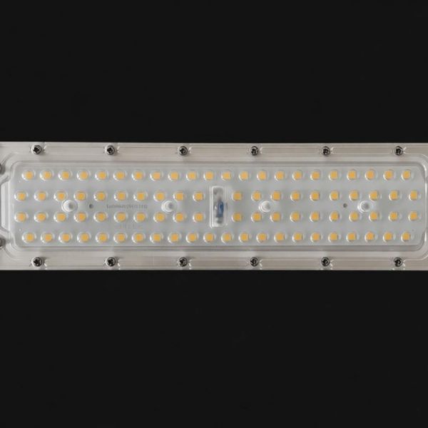 84 LED 60 Degree SMD3030 LED Street Light Module with 140lm/w Efficiency and PC
