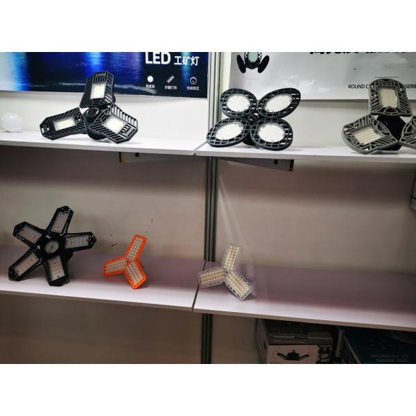 High Brightness 120lm/W E27 Base Adjustable Shop Light Foldable