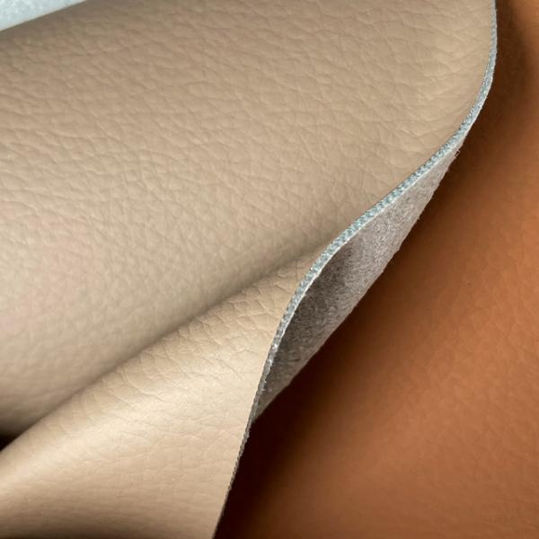 PVC Eco Leather Litchi Pattern 31 Vivid Colors Scratch Resistant For Commercial Spaces