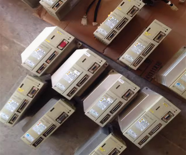 SGDA-01AS Yaskawa Servo Amplifier Series User Manual
