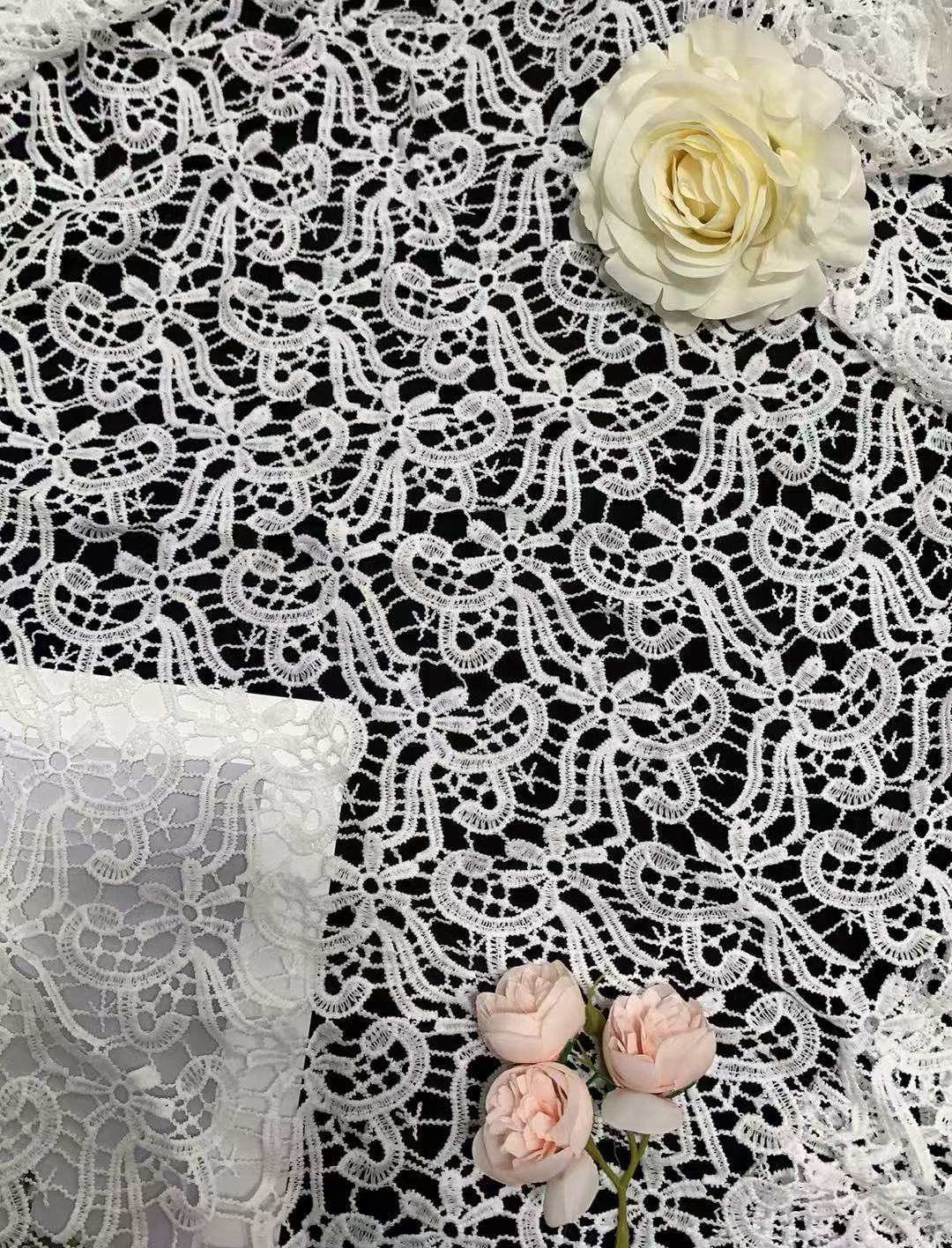 White Geometric Floral Water Soluble Guipure Lace Fabric, Hollow Out Circle Embroidery Lace for Wedding Dress Evening Gown Sewing Material