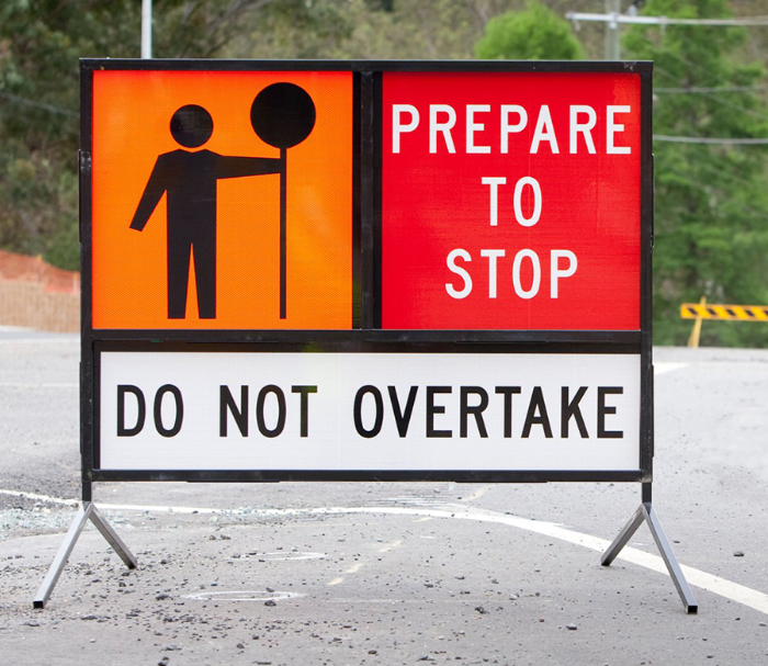 Traffic Sign with Easy Installation Features Suitable for Temporary and Permanent Traffic Regulation Projects