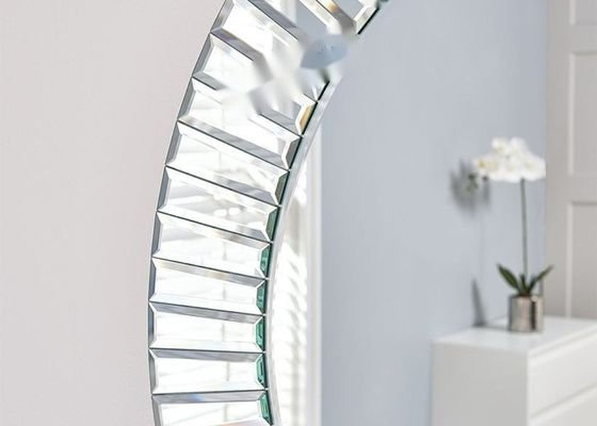Wall Mounted Console Table with Silver Mirror Finish and Modern Design for Entryway