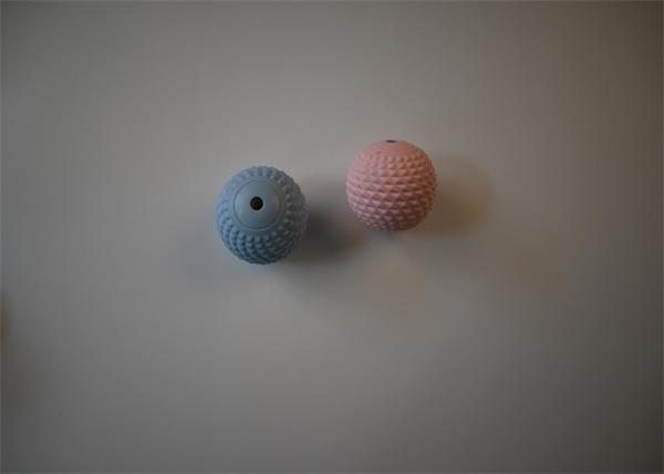 65mm Deep Tissue Magnetic Massage Ball for Muscle Recovery