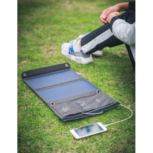 Professional Solar Mobile Phone Charger 21W Portable Solar Cell Phone Charger