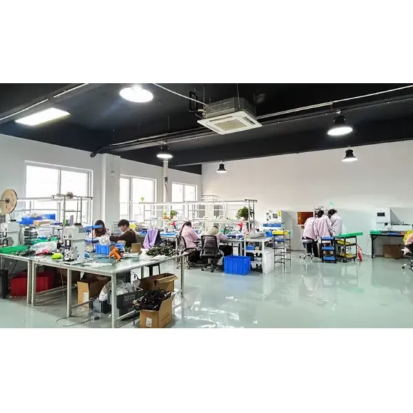 Xcd Series Circular Connector Xcd22f4z1p40/T4K1p40 High Current 4-Core Socket