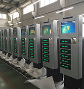 Ресторан/авиапорт/торговый центр обеспечили зарядные станции локера для сотовых телефонов