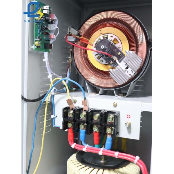 220V Servo Motor AC Voltage Regulator AVR For EV Charging Station Voltage Stabilizer