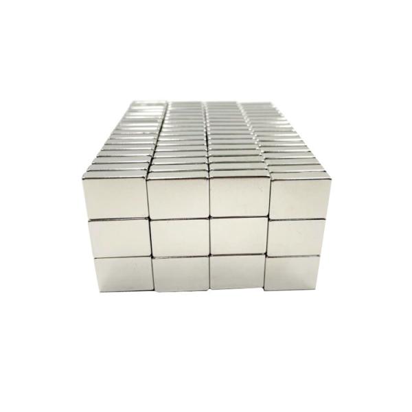 35M-50M 35H-48H Powerful Neodymium Bar Magnets Sintered High Strength