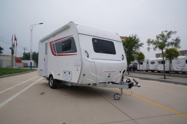 Petite remorque de camping-car personnalisée, mini remorque de camping-car en forme de larme hors route
