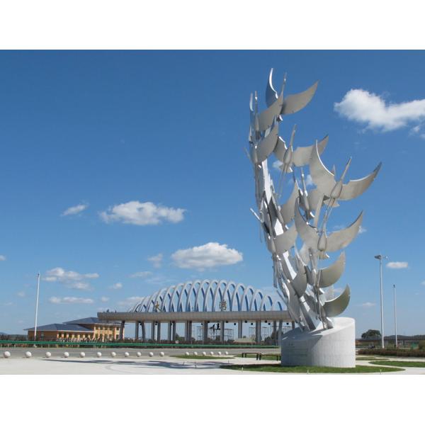 Городское оформление Скульптура распылительной краски Скульптура летящего крана из нержавеющей стали