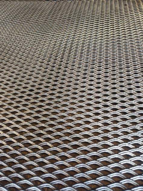 Architectural Expanded Metal Wire Mesh For Facade Cladding And Decorative Screening
