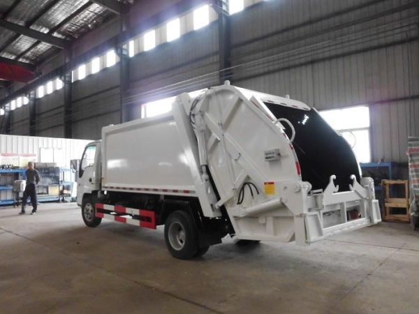 120hp suportam o caminhão de lixo do carregador, caminhão do desperdício do compressor da recusa de 5m3 Isuzu 600P 5cbm