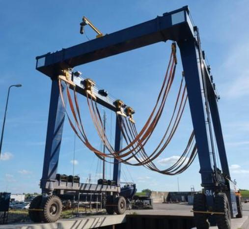 AC380V 50HZ  Boat Lifting Gantry Crane High Strength Protective Sling Belts