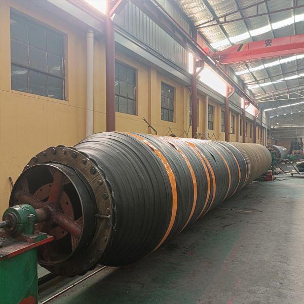 Customized Sized Floating Dredging Hoses Mud Dredge Hose Multi Layer Construction