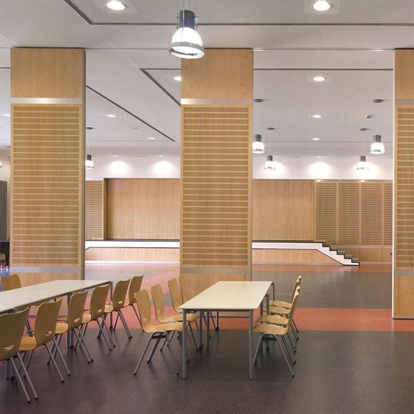 Salle de réunion Parement séparatif pliable mobile, Parement acoustique