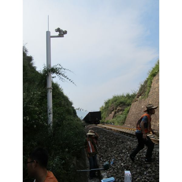 Fixed Lens Laser Camera with 12 Megapixels Resolution and ±1mm Measurement Accuracy for 808nm Wavelength Applications