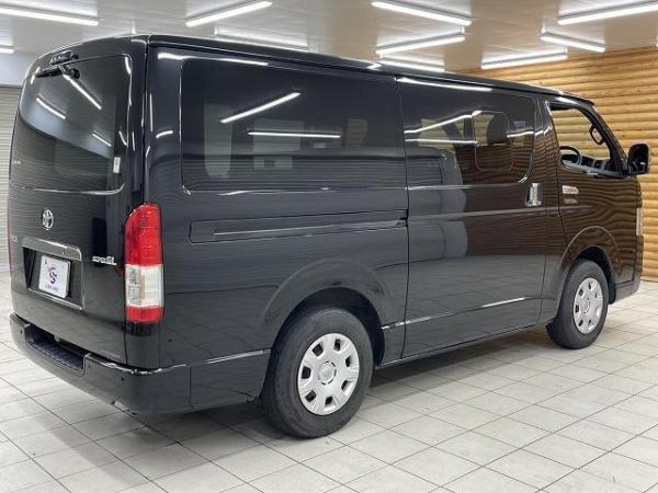 Toyota Hiace Van With Super GL Original Front Bumper, Original 16-Inch Oxidized Aluminum Wheels, Original Mudguards, Original LED Tail Lights, Original Seat Covers, Original BET Kit, Alpine 11inch Equ