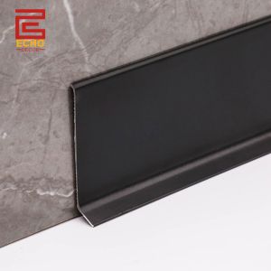 Современные высокие алюминиевые пластинки для юбки Профили черных металлических стен на дому