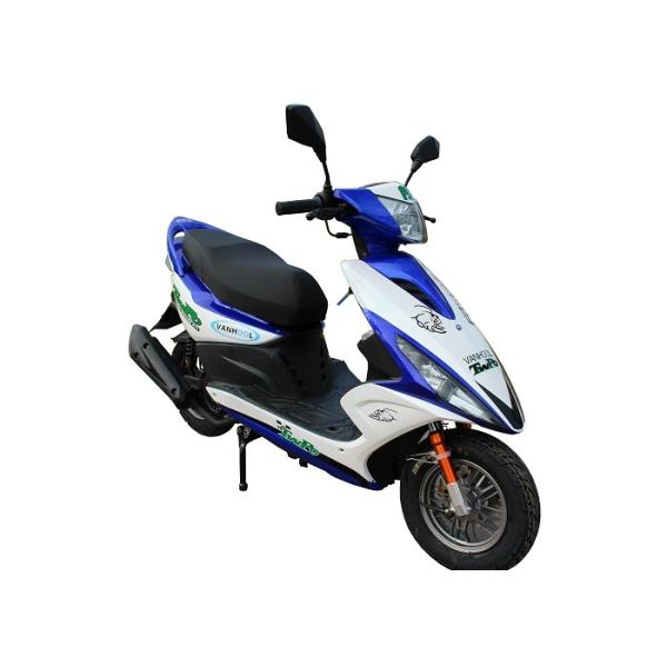 Alloy Wheel Gas Motor Scooter , Iron Muffler Cool Gas Scooters Lightweight