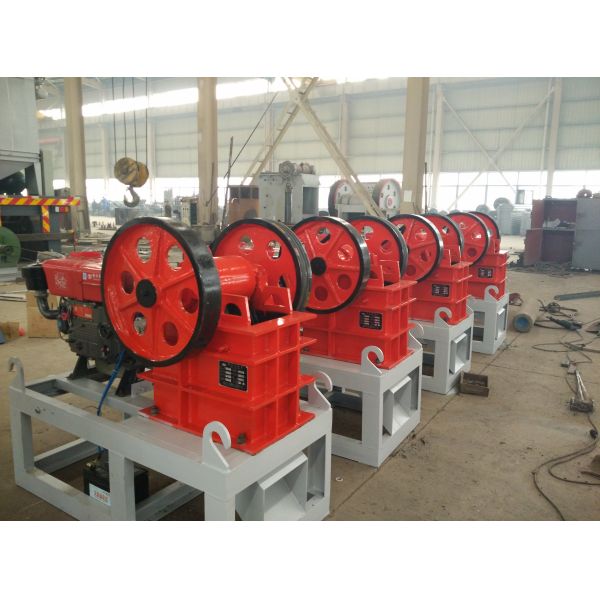 Hydraulic Cone Crusher Jaw Cone Crusher with Automatic Lubrication System for 10 to 120 Tons Crushing Applications and Steel Welded Structure