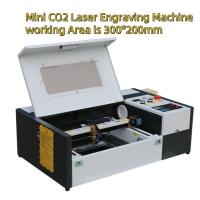 40W 50W 300*200 3020 Petit graveur laser portable Imprimante laser au CO2