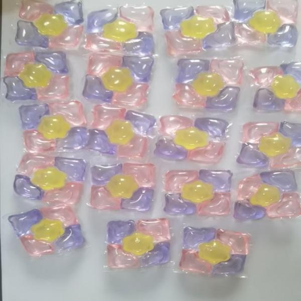 Yellow Purple Pink 5 In 1 Laundry Pods High Efficiency Detergent Pods