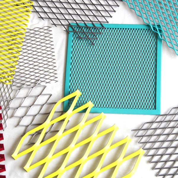 Mini Hole Galvanized Sheet Expanded Wire Mesh Aluminum Screen In Red Color