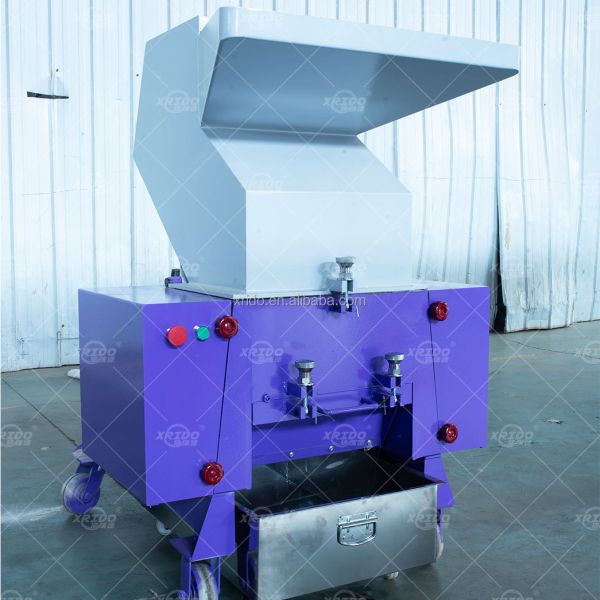 Durable Blade Material Plastic Crusher with Customizable Voltage and 1 Year Warranty for Efficient Plastic Shredding