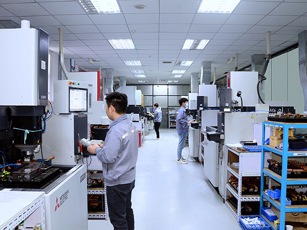 Части прессформы вырезывания провода высокой точности SCM435, ВЕРХНИЕ части прессформы ЧЕЛЮСТИ