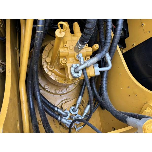 Used CAT Excavators Caterpillar 320D2 with Advanced Hydraulic System and Electronic Control Technology