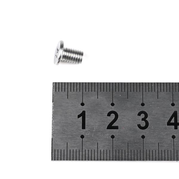 100% QC testé en acier inoxydable à vis plates Phillips M5 X 8 mm pour les machines de stockage