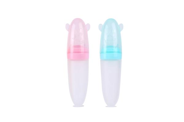 Baby silicone rice cereal spoon milk bottle squeeze feeding spoon child silicone feeding bottle with spoon for baby