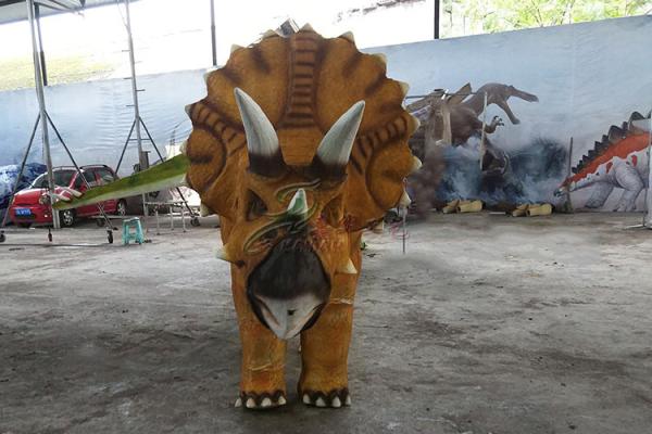 Yellow Hideen Leg Realistic Dinosaur Costume To Perform In Africa Market