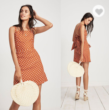 Одежда 2018 новая прибытий раздражанная лето платьев женщин холстинки пинка рукава