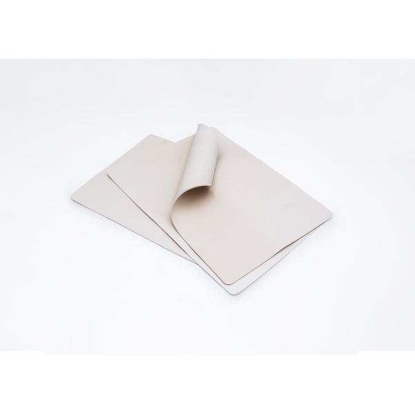 Les doubles côtés masquent la peau permanente de pratique en matière de maquillage pour le débutant