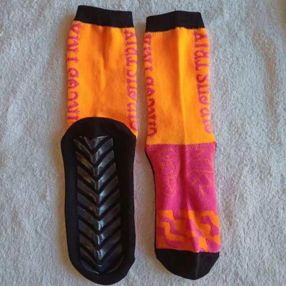 Knitting Unisex Non Slip Slipper Socks  , Customized Logo Anti Slip Socks , Fashion Knitting Socks