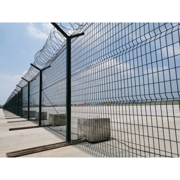 High quality 3D Curved Steel Wire Mesh Security Fence Modern Design round Chain Link with Razor Barbed Wire for Farms