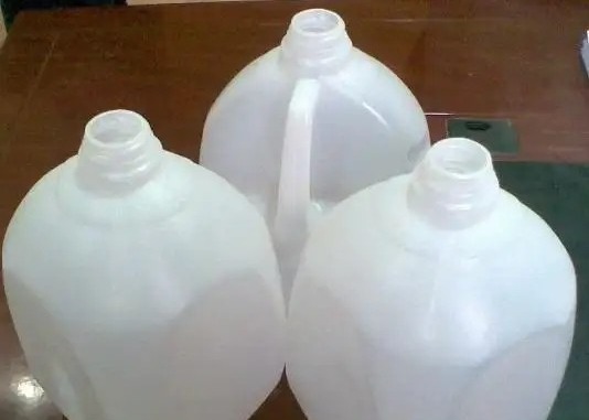 Máquina del moldeo por insuflación de aire comprimido de la estación del doble de MP70FD para la caldera plástica del agua