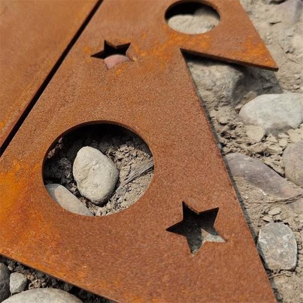 Decorações Rusty Corten Metal Christmas Trees contínuo do jardim com luz do diodo emissor de luz