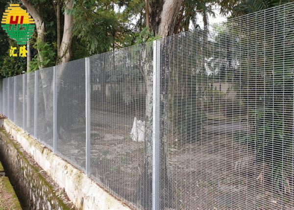 A alta segurança 4 Ft soldou a anti escalada de Mesh Fence 358