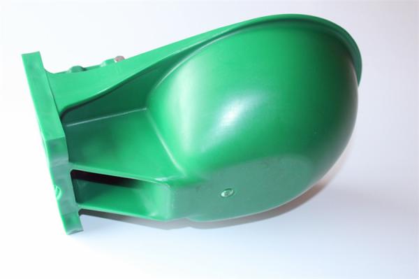 Poly Ethylene Cow Drinking Water Bowl Farm Feeding Water Equipment