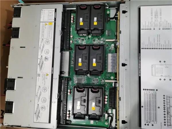 4U Rack Server R6900 G5 with 4CPU Xeon 3.2GHz Processor
