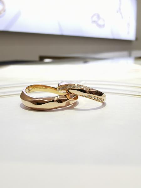 Women11 Wedding Pair Rings
