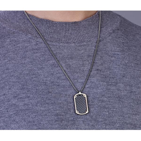 En stock de acero inoxidable y fibra de carbono colgantes collares fábrica mayorista