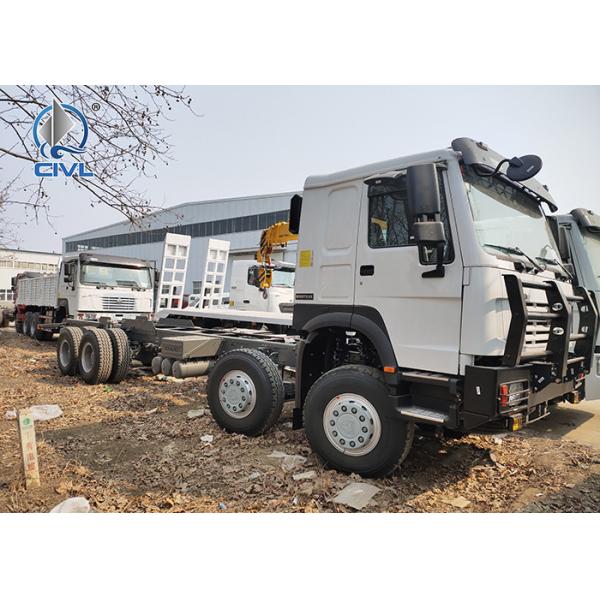 8 X 4  Heavy Cargo Trucks With 371 HP Engine , Heavy Duty Trucks Cargo Truck Chassis Colour Option